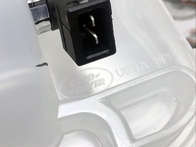 LR088547 LAND ROVER Бачок системы охлаждения расширительный купить в Одесса