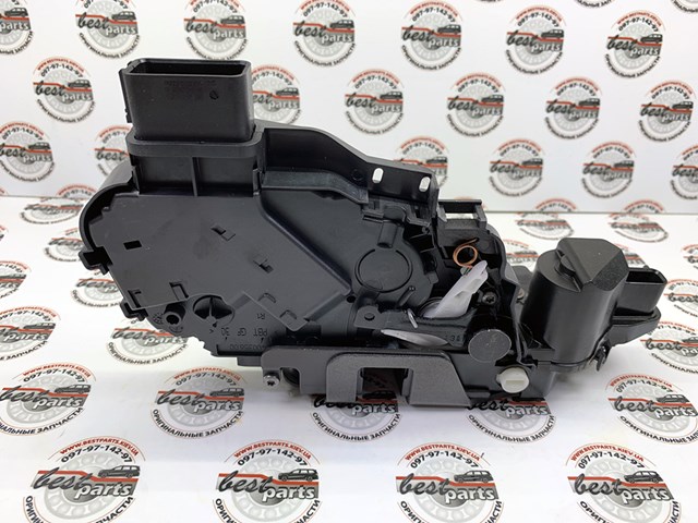 LAND ROVER LR091345 Замок двери задней правой в наличии Украина