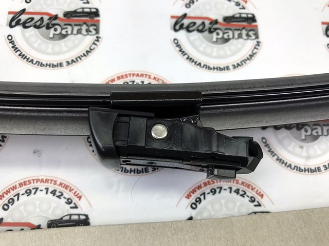 LR093425 LAND ROVER Щетка-дворник лобового стекла пассажирская купить в Винница