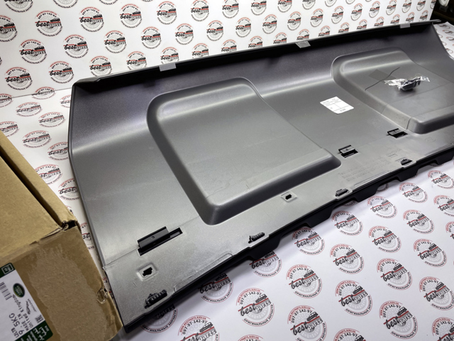 LR095428 LAND ROVER купить в Днепр