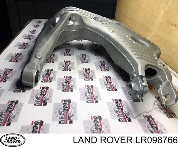 LAND ROVER LR098766 Рычаг задней подвески нижний правый в наличии Украина