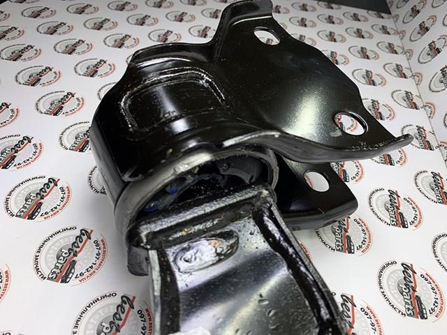 LAND ROVER LR126119 Рычаг передней подвески левый в наличии Киев