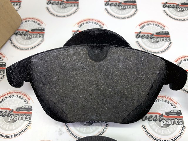 LAND ROVER LR134693 Колодки тормозные передние дисковые в наличии Кривой Рог