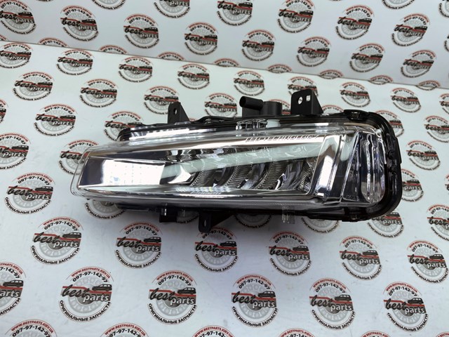 LR136869 LAND ROVER Фара противотуманная левая купить в Павлоград