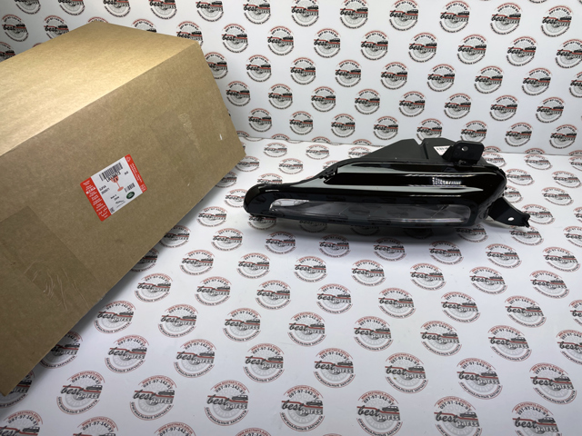 LR136873 LAND ROVER Фара противотуманная левая купить в Харьков