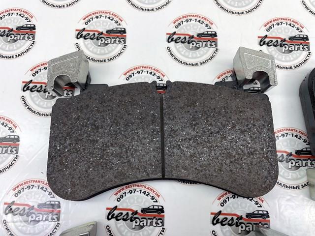 Колодки LR138646 LAND ROVER