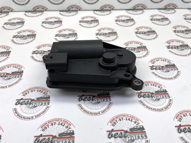 LR141782 LAND ROVER купить в Каменское