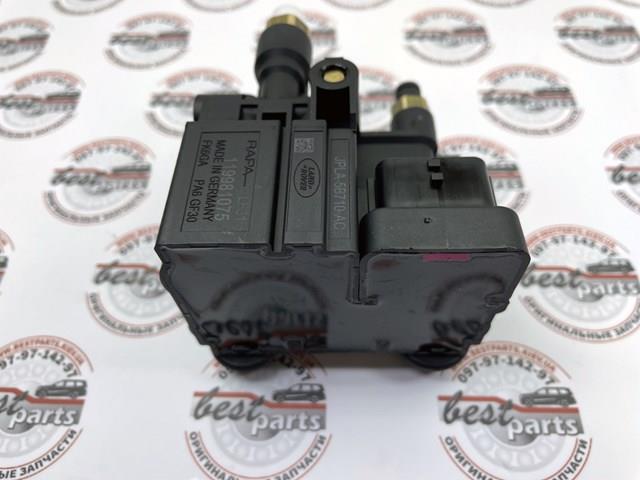 LAND ROVER LR176326 Блок клапанов регулируемой подвески задний в наличии Чернигов