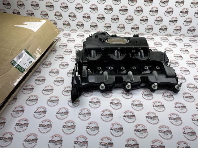 LR179200 LAND ROVER Крышка клапанная левая купить в Харьков