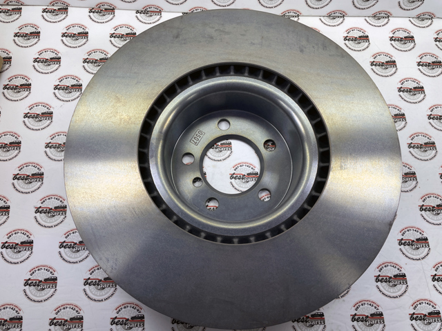 Тормоз дисковый передний LR189043 LAND ROVER