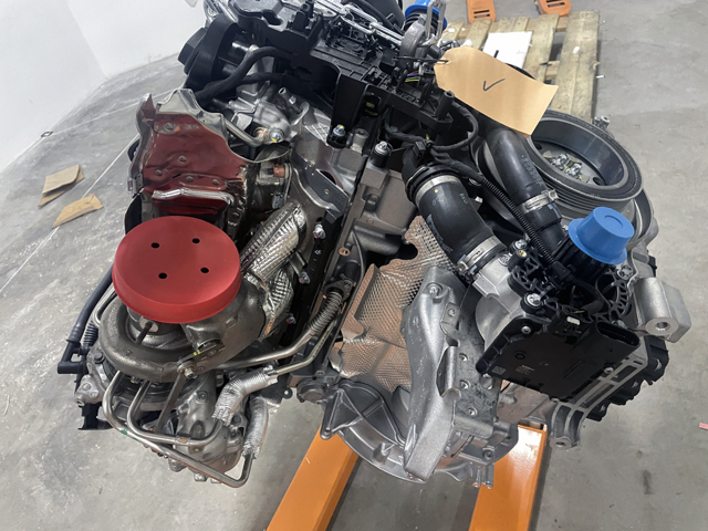 Двигатель в сборе M254920 MERCEDES