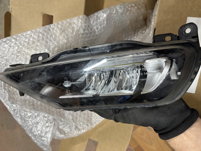 32337364 VOLVO Фара противотуманная левая купить в Чернигов
