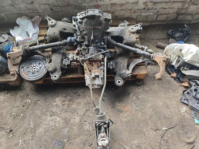 Коробка скоростей механика 01E301211C VAG