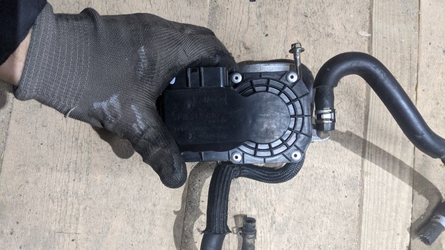 LF2L13640 MAZDA Дроссельная заслонка в сборе купить в Черновцы