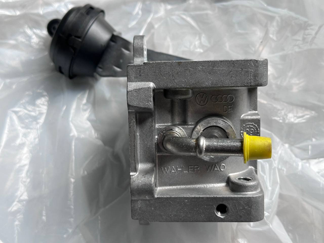 VAG 059131063J Регулирующая заслонка EGR в наличии Запорожье