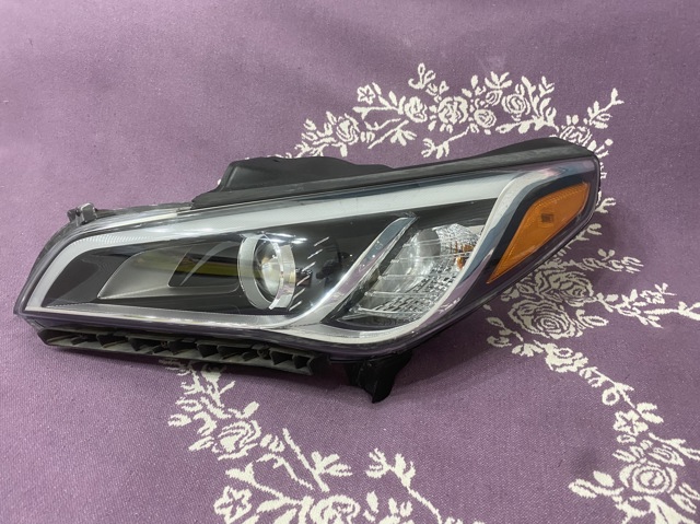 HYUNDAI 92101C2100 Левая фара в наличии Чернигов