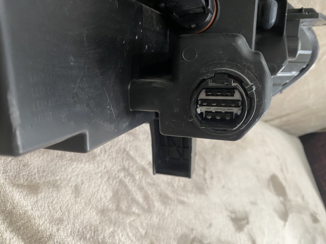 92101C2600 HYUNDAI Левая фара купить в Павлоград