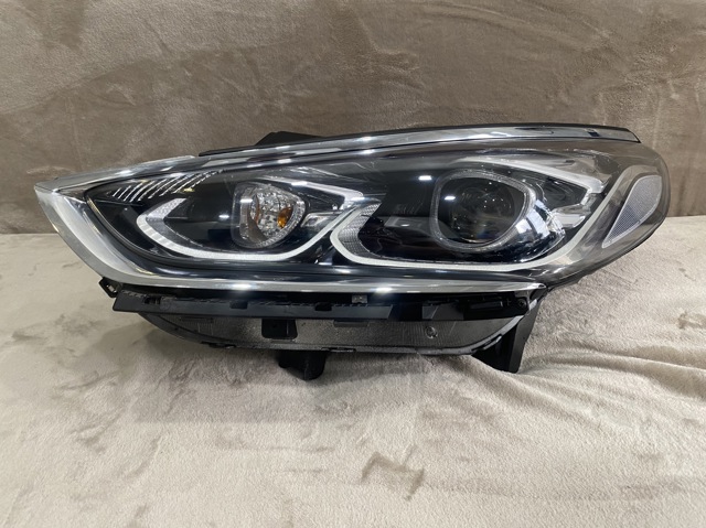 92101C2600 Фара левая купить Черкассы