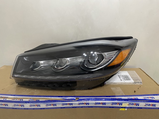 HYUNDAI 92101C6610 Фара левая в наличии Одесса