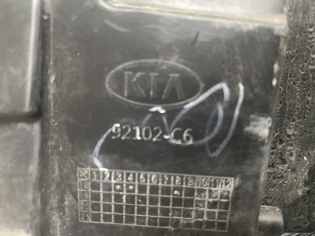 HYUNDAI 92102C6610 Правая фара в наличии Львов