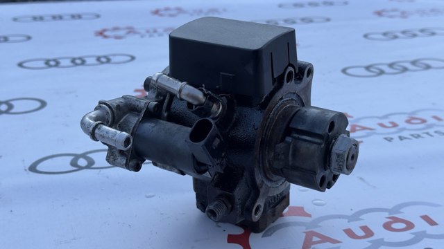 Насос топливный высокого давления (ТНВД) 03L130755E VAG