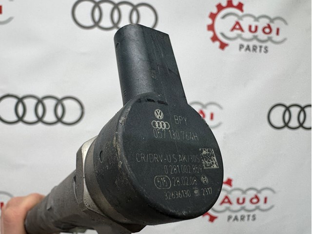 Регулятор давления топлива 057130764H VAG