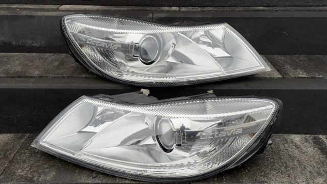 Фара передняя правая 1Z1941016G VAG