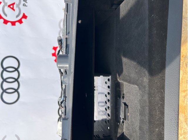 VAG 4F1857035 в наличии Запорожье