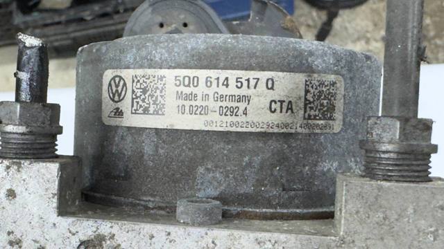 Блок управления ABS 5Q0614517Q VAG