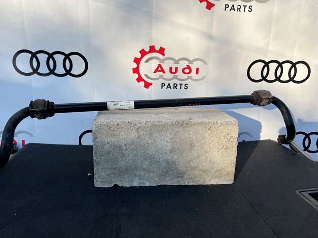 Передний стабилизатор Audi A4 Avant B8