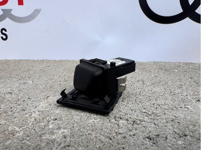 8P0907539 VAG купить в Чернигов