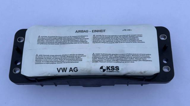 Подушка безопасности, пассажирская 8V0880204D VAG