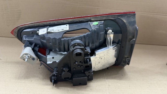 7350697 BMW Фонарь задний левый внутренний купить в Чернигов