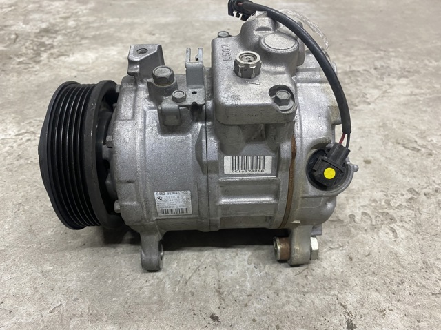 Компрессор кондиционера 9216467 BMW