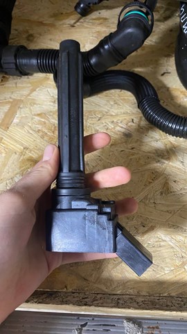 VAG 06L905110H Катушка зажигания в наличии Тернополь