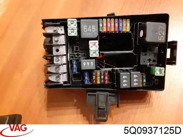 Монтажный блок Фольксваген Пассат B8