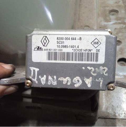 Unidade de controlo ESP 8200004644 Renault (RVI)