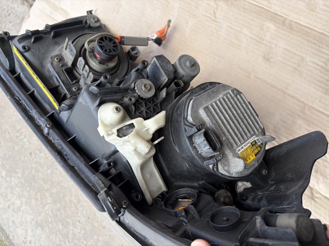 PZ36760510 TOYOTA Фара левая купить в Николаев
