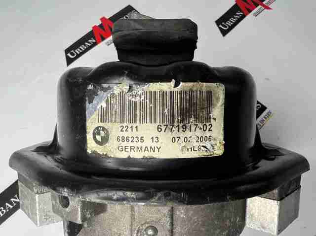 Coxim (suporte) esquerdo de motor 22116771917 BMW