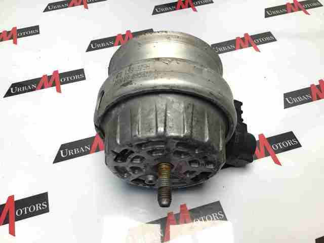 Coxim (suporte) esquerdo de motor 4F0199379H VAG