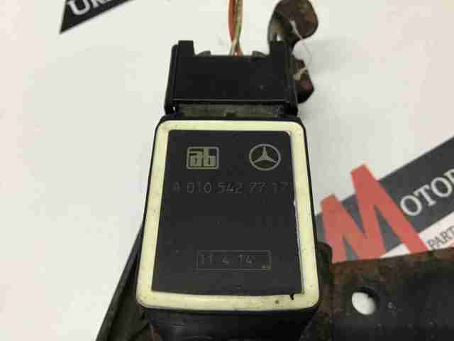 Sensor para Mercedes-Benz B-Class B 200 CDI (245.208) 640941 a0105427717
