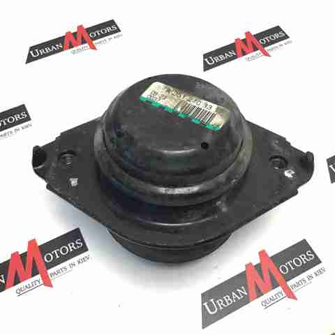 Coxim (suporte) esquerdo de motor A2512403317 Mercedes