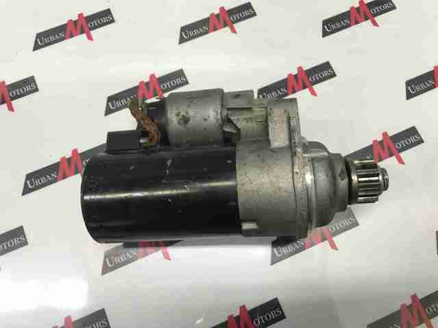 Motor de arranco A2709060700 Mercedes