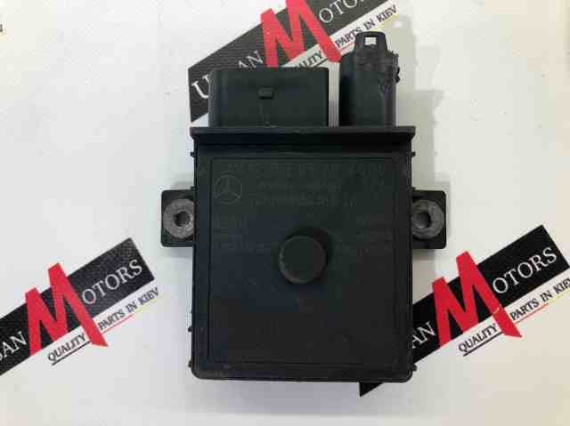 Relê das velas de incandescência Mercedes CLS C219