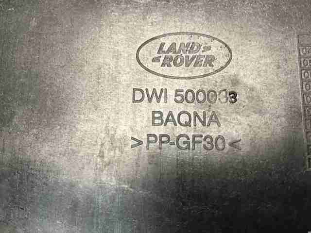 DWI500033 Land Rover