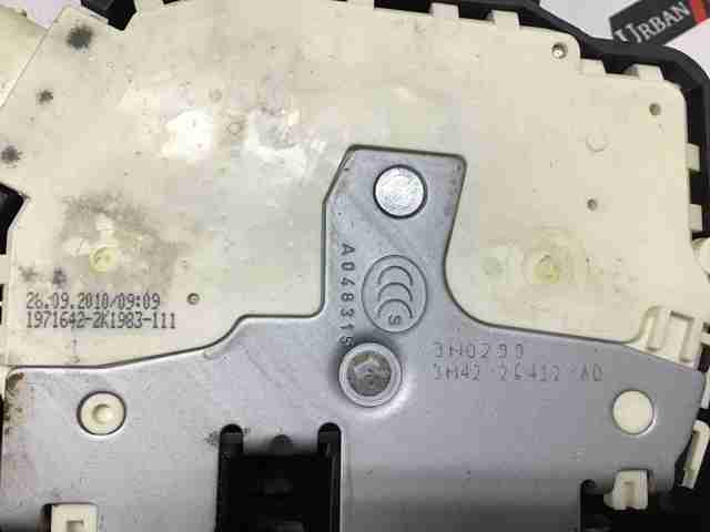 Fecho da porta traseira direita LR013380 Land Rover