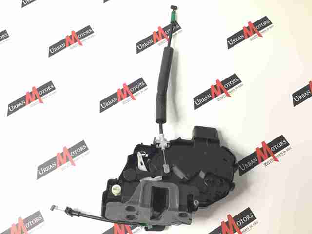 Fecho da porta traseira esquerda LR091361 Land Rover