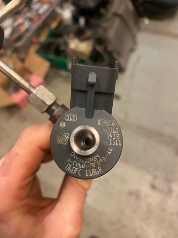 CV6Q9F593AA FORD Форсунка впрыска топлива купить в Ужгород