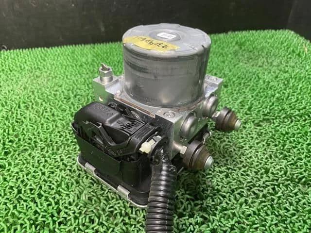 MITSUBISHI 4670B702 в наличии Запорожье