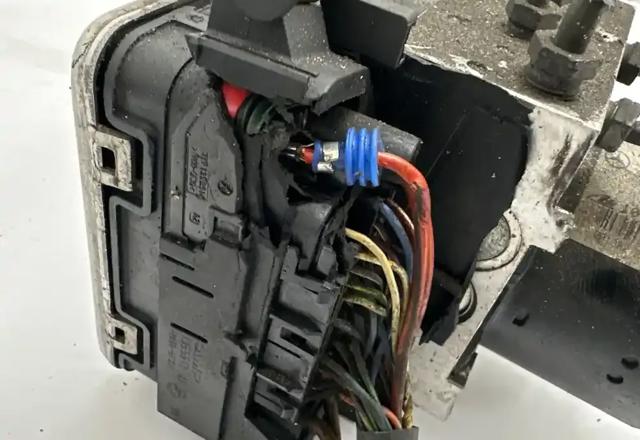 A2214310748 MERCEDES купить в Хмельницкий